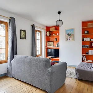 guestready-loft-style-apartment-in-the-3rd-district.hotels-rhonealpes.com/